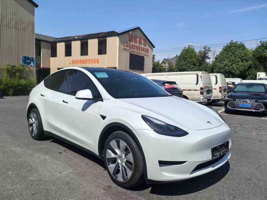 Tesla Model Y 2023 #3 Tesla Model Y 2023 immagine di auto #3