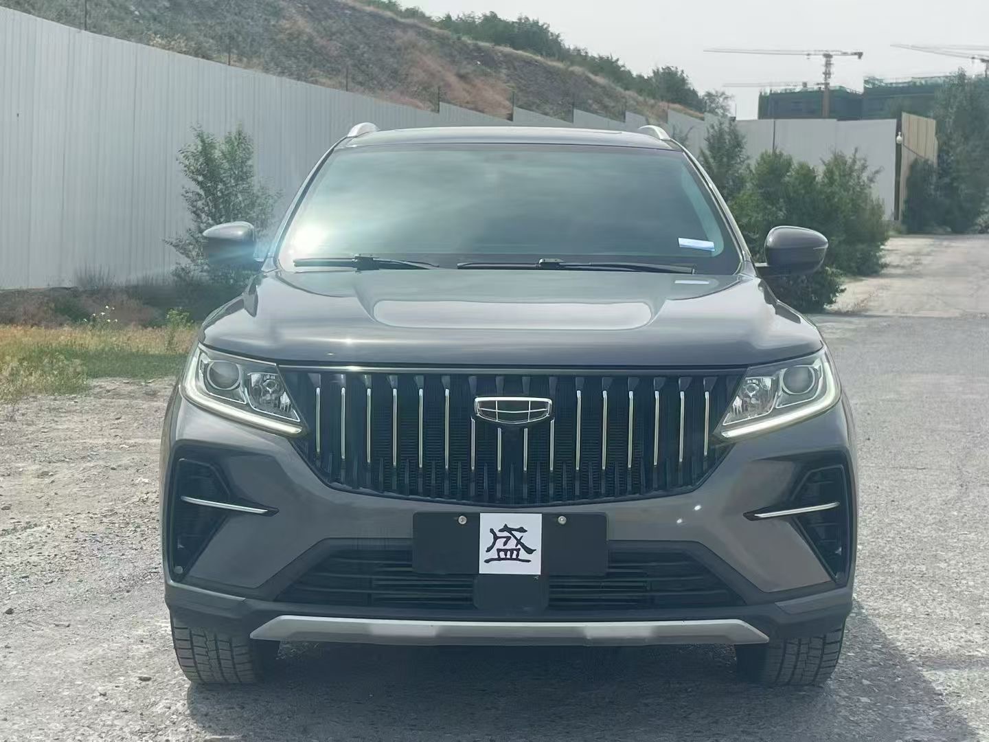 GEELY Vision X6 2023 car image #2