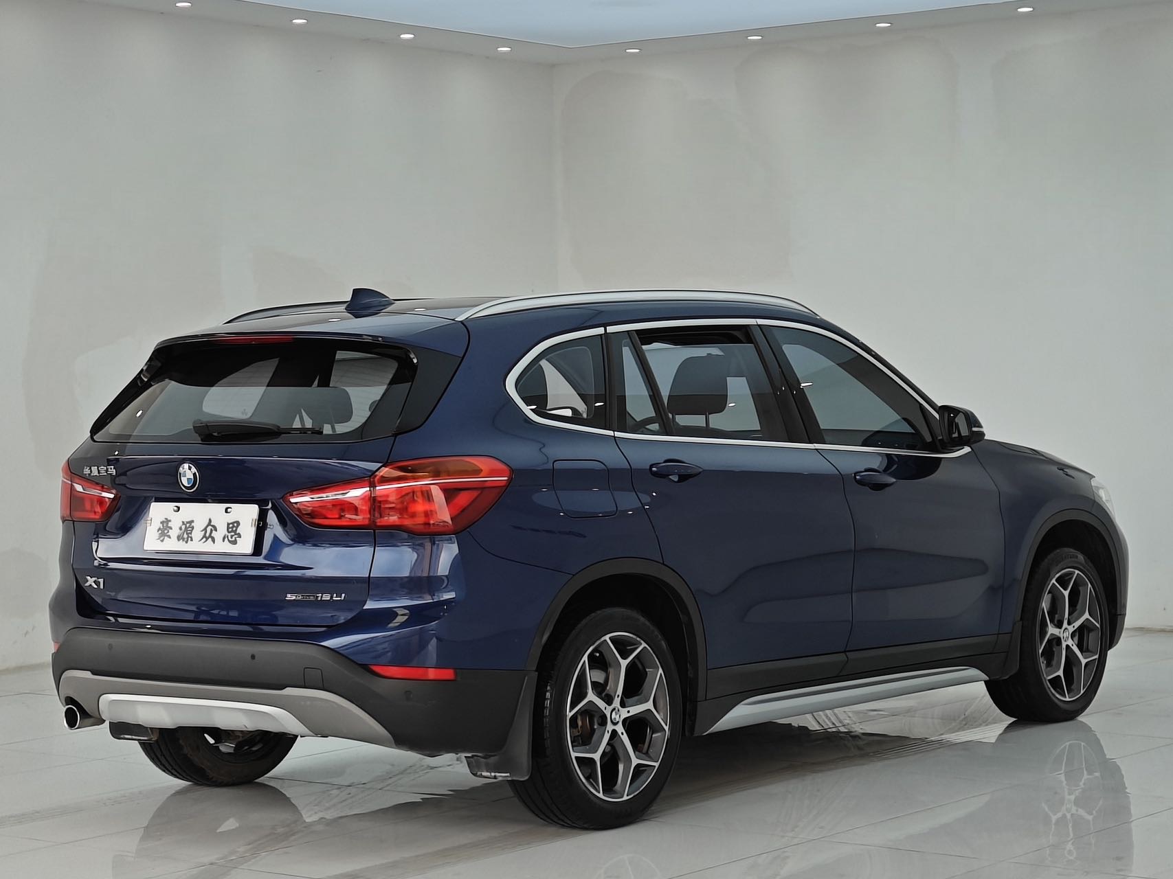 BMW X1 2019 #9 BMW X1 2019 car image #9
