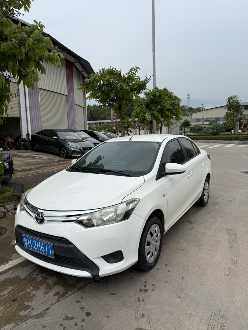 Toyota Vios 2015 car image 