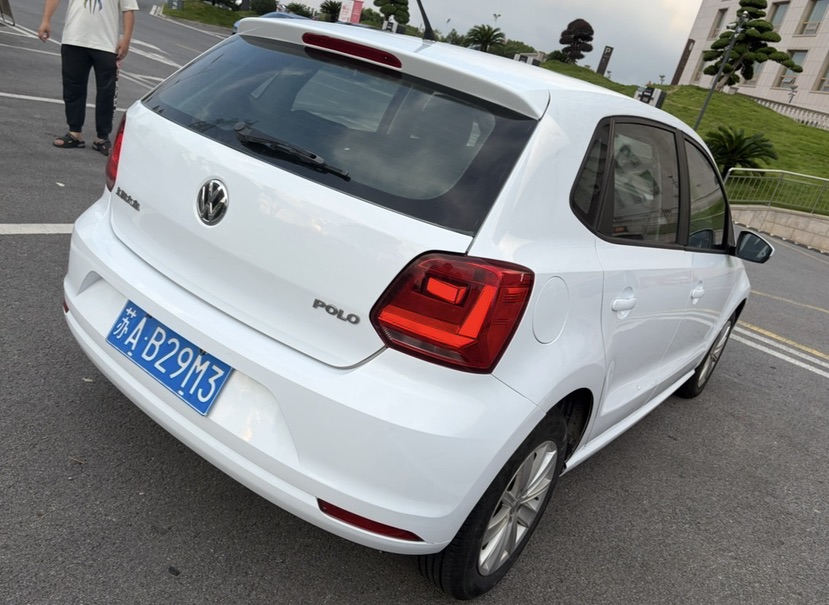 Volkswagen Polo 2015 #3 Volkswagen Polo 2015 car image #3