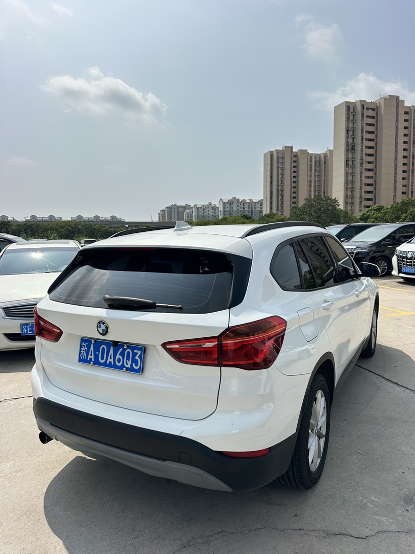 BMW X1 2017 #4 BMW X1 2017 car image #4
