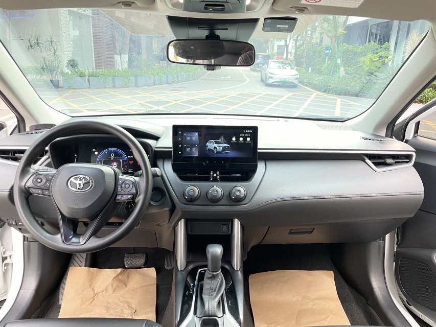Toyota Corolla Cross 2023 #9 Toyota Corolla Cross 2023 car image #9
