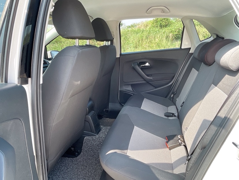 Volkswagen Polo 2016 car image #6