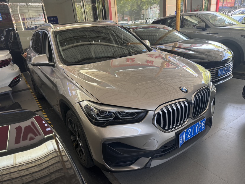 BMW X1 2021 immagine di auto #2