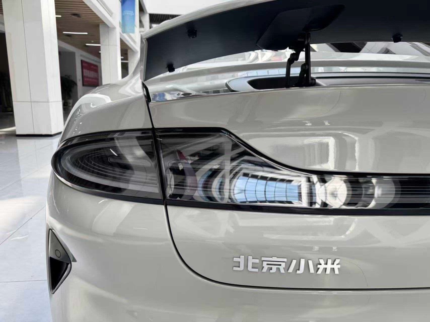 MI SU7 2024 car image #17