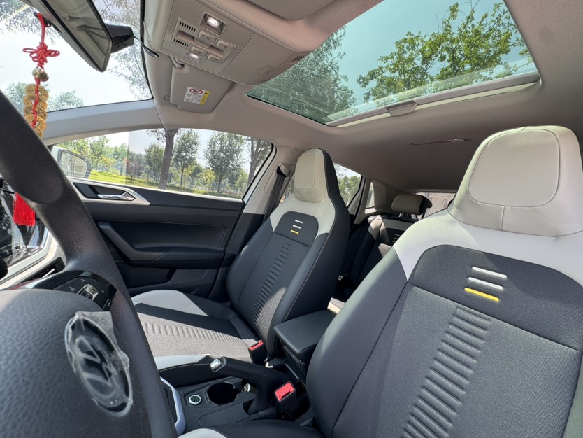 Volkswagen Polo 2023 car image #9