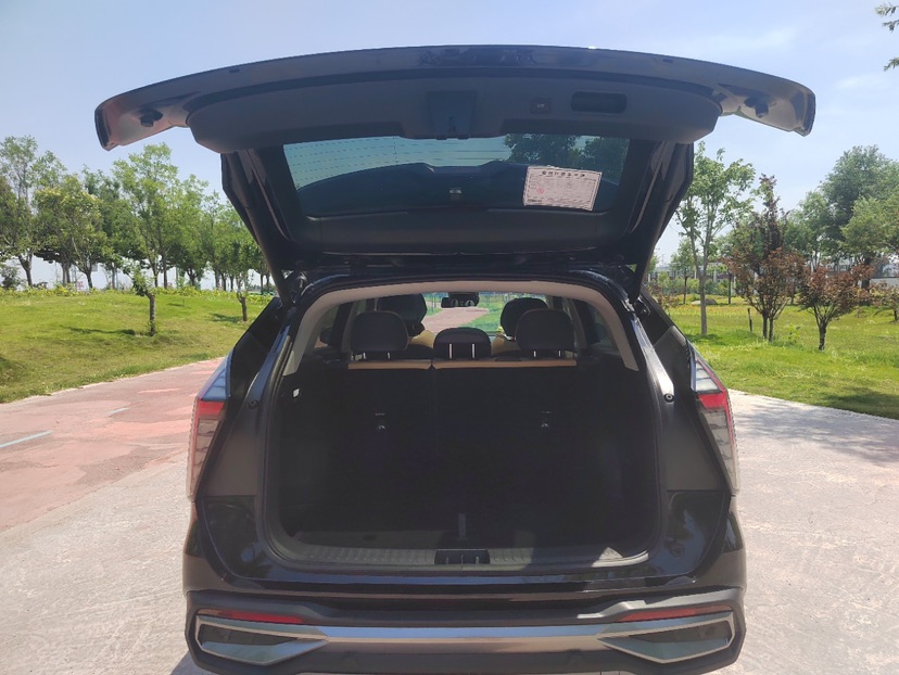 GEELY Boyue L 2023 car image #10