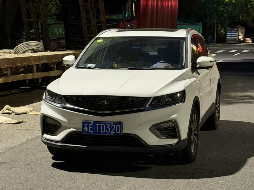 GEELY Coolray 2019 #5 GEELY Coolray 2019 car image #5