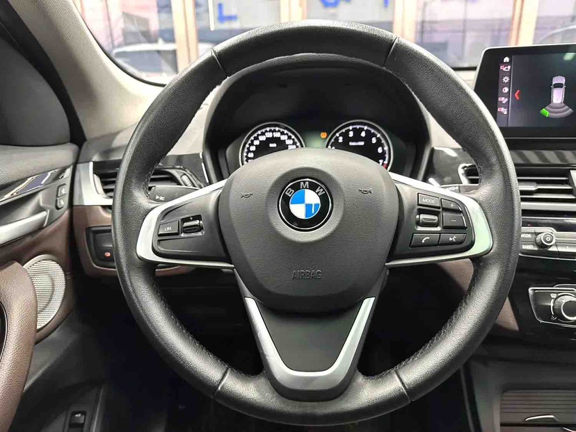 BMW X1 2021 car image #9