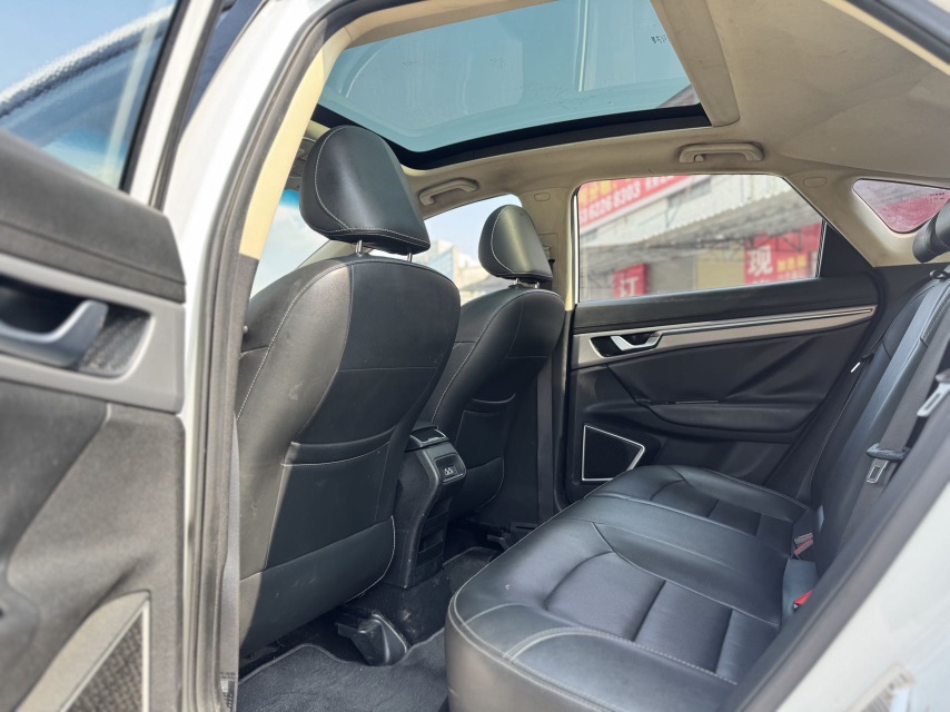 GEELY Emgrand GS 2019 car image #6