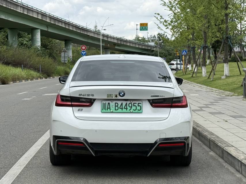 BMW i3 2024 image de voiture #9