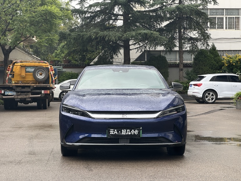 BYD Han 2022 #2 BYD Han 2022 car image #2
