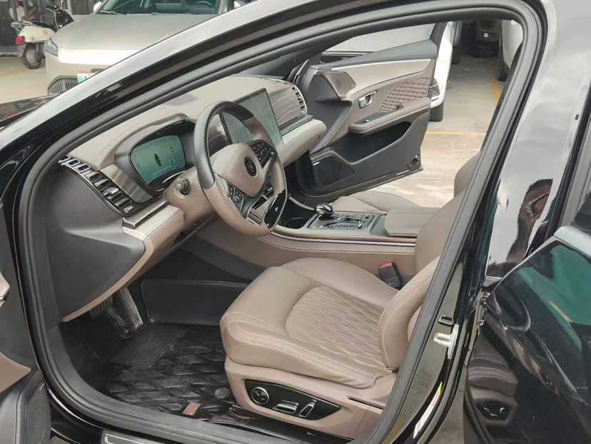 BYD Han 2023 #5 BYD Han 2023 car image #5