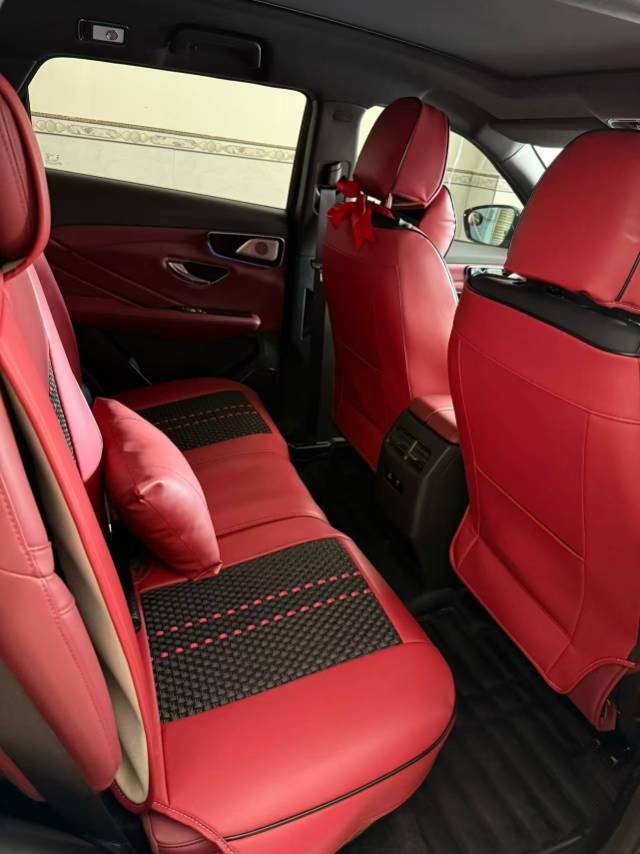 Jetour X70 PLUS 2025 car image #4