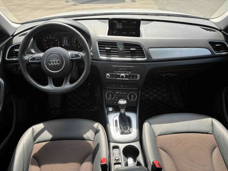 Audi Q3 2019 #7 Audi Q3 2019 car image #7