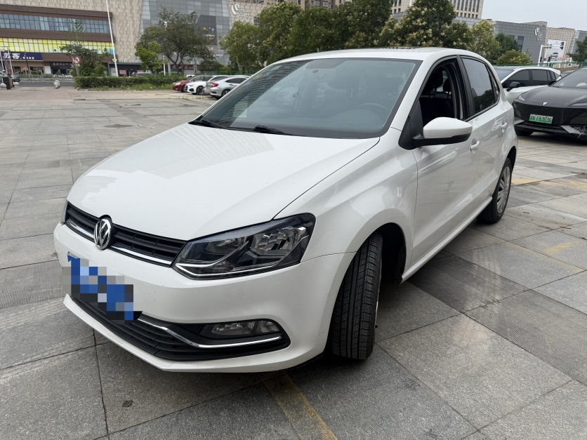 Volkswagen Polo 2019 car image 