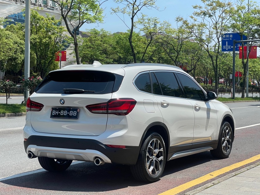 BMW X1 2022 #4 BMW X1 2022 car image #4