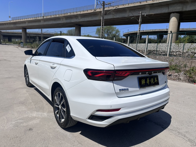 GEELY Emgrand 2025 #8 GEELY Emgrand 2025 car image #8