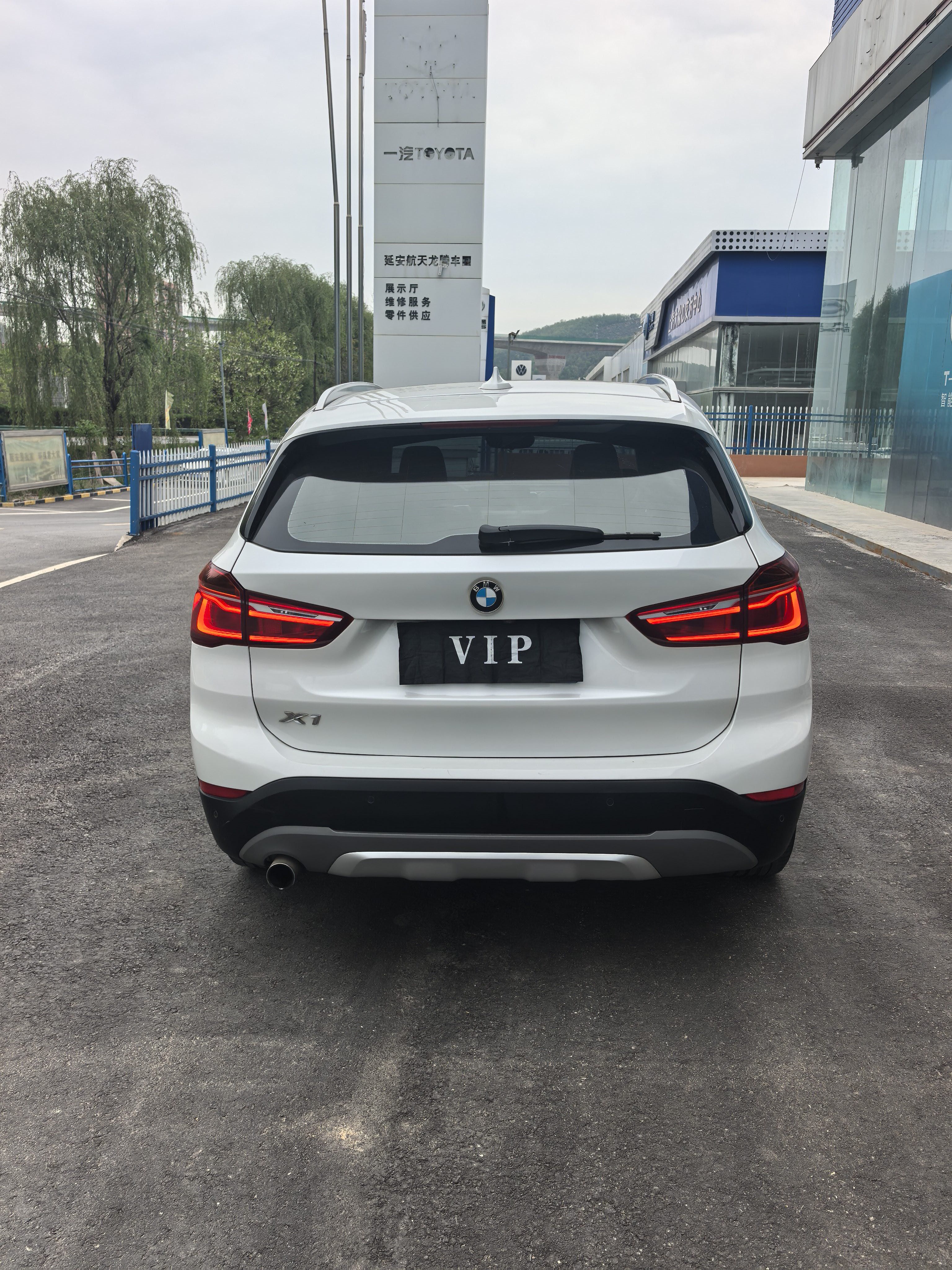 BMW X1 2019 #4 BMW X1 2019 car image #4