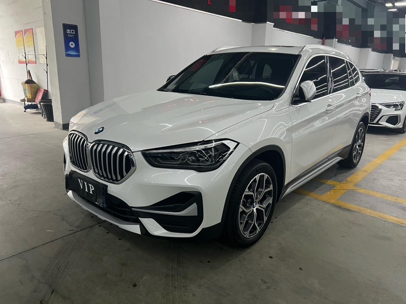 BMW X1 2023 car image 