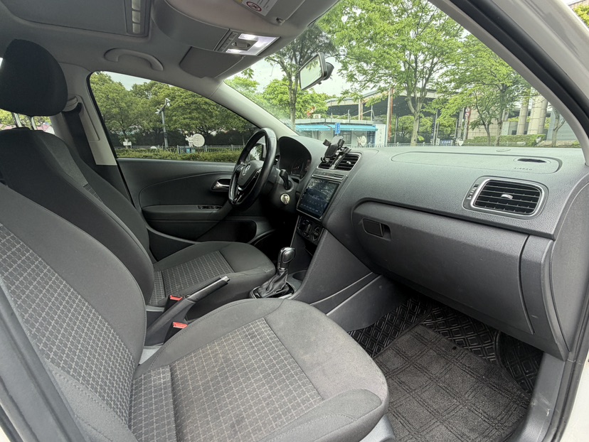 Volkswagen Polo 2016 #6 Volkswagen Polo 2016 car image #6