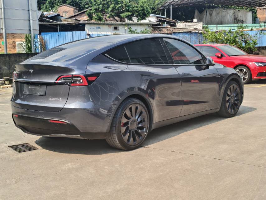 Tesla Model Y 2023 #3 Tesla Model Y 2023 car image #3