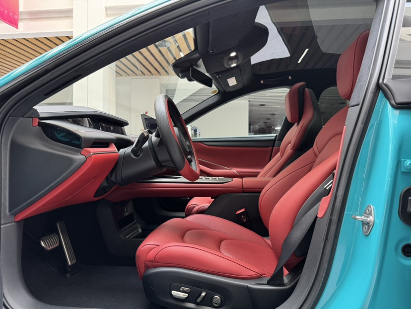 MI SU7 2025 car image #10