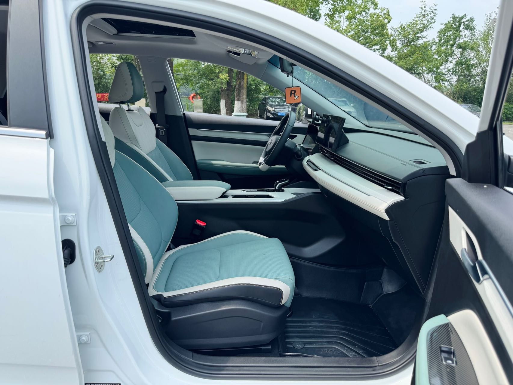GEELY Emgrand L HiP 2022 #7 GEELY Emgrand L HiP 2022 car image #7