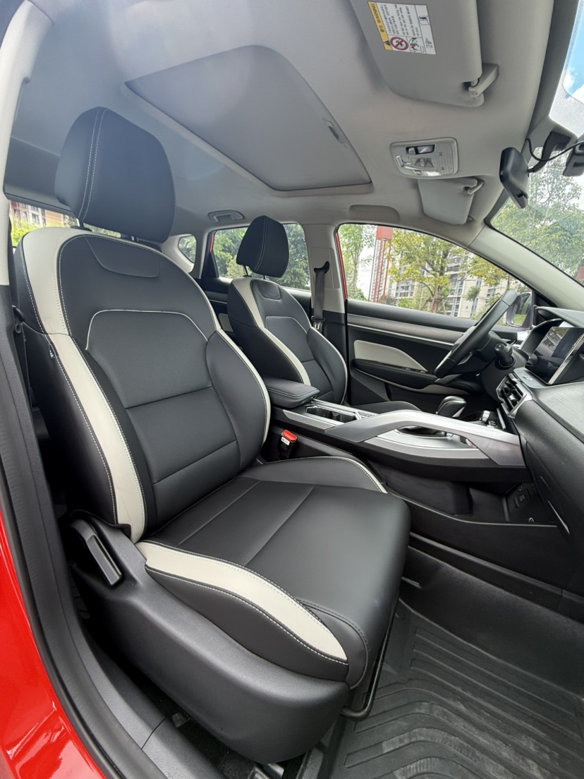 GEELY Coolray 2021 car image #4