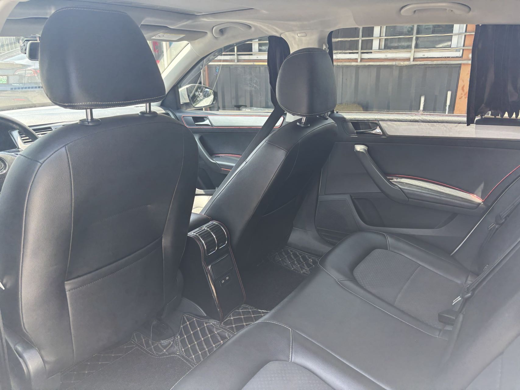 Volkswagen Santana 2016 car image #5