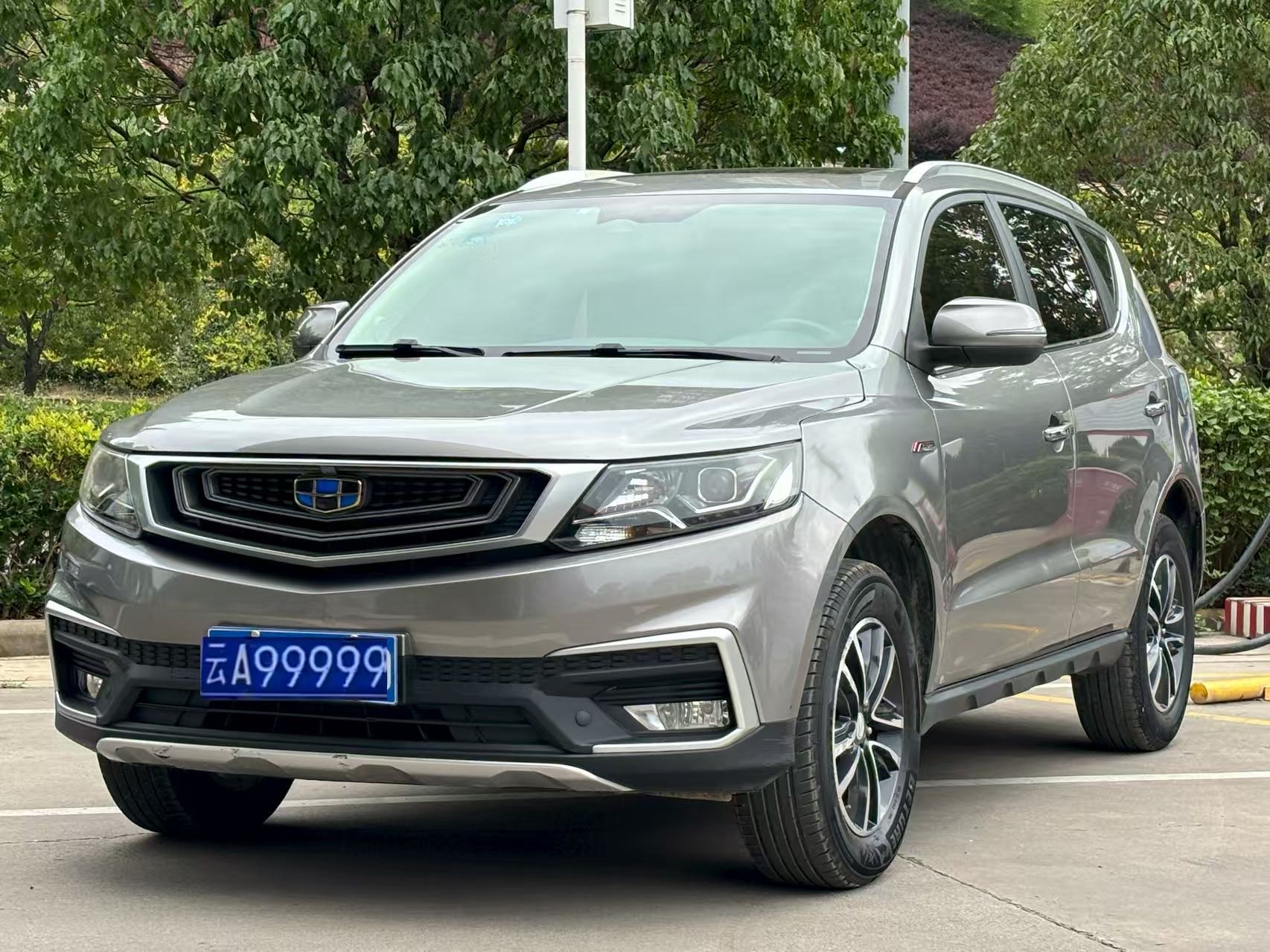 GEELY Vision X6 2018 immagine di auto #3