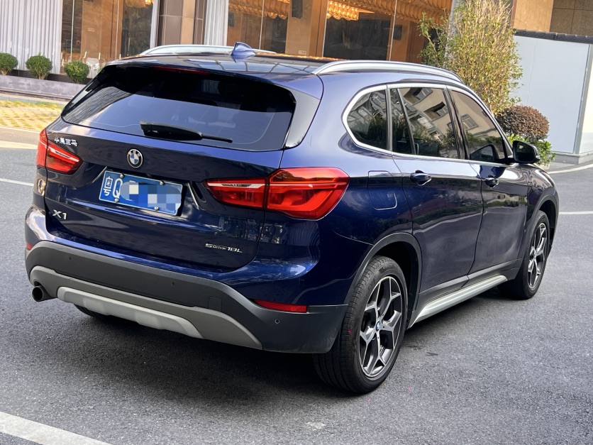 BMW X1 2019 #3 BMW X1 2019 car image #3
