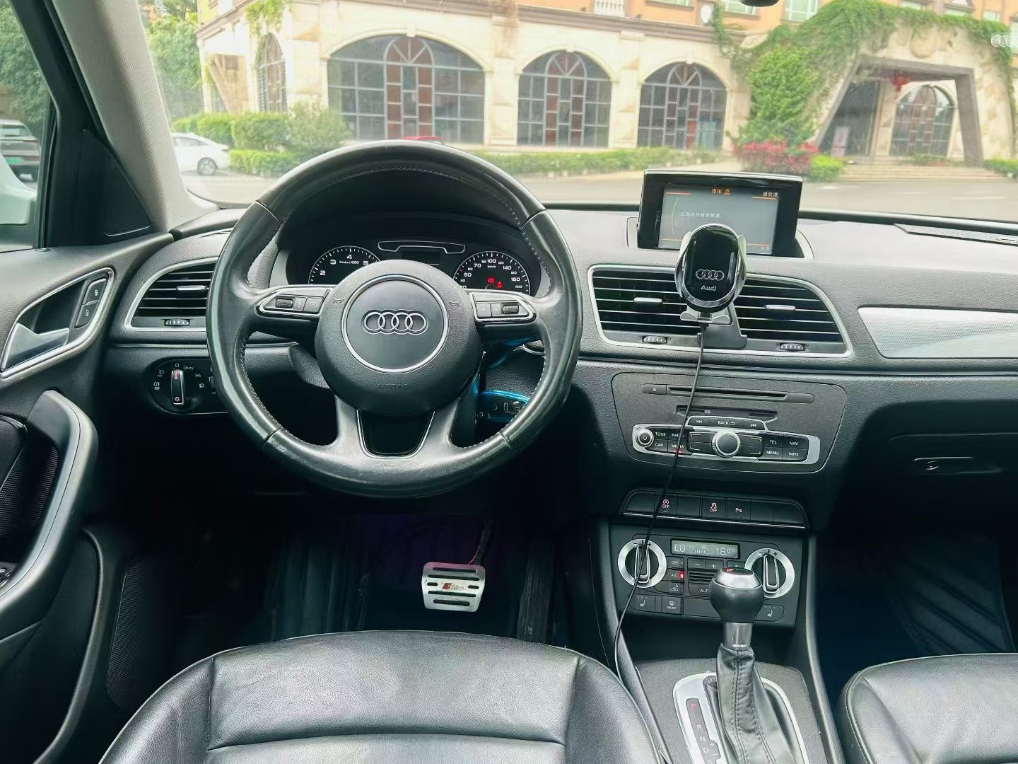 Audi Q3 2015 #7 Audi Q3 2015 car image #7
