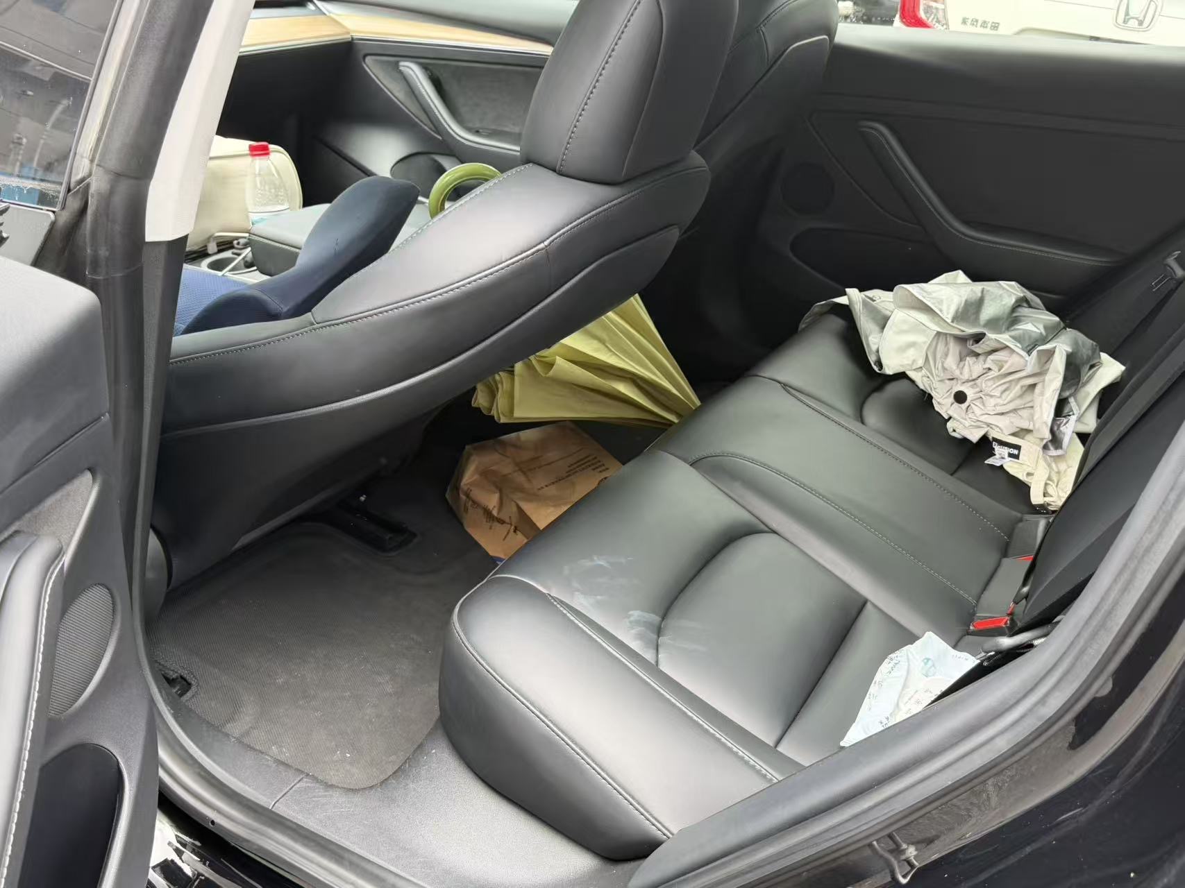 Tesla Model 3 2022 car image #7