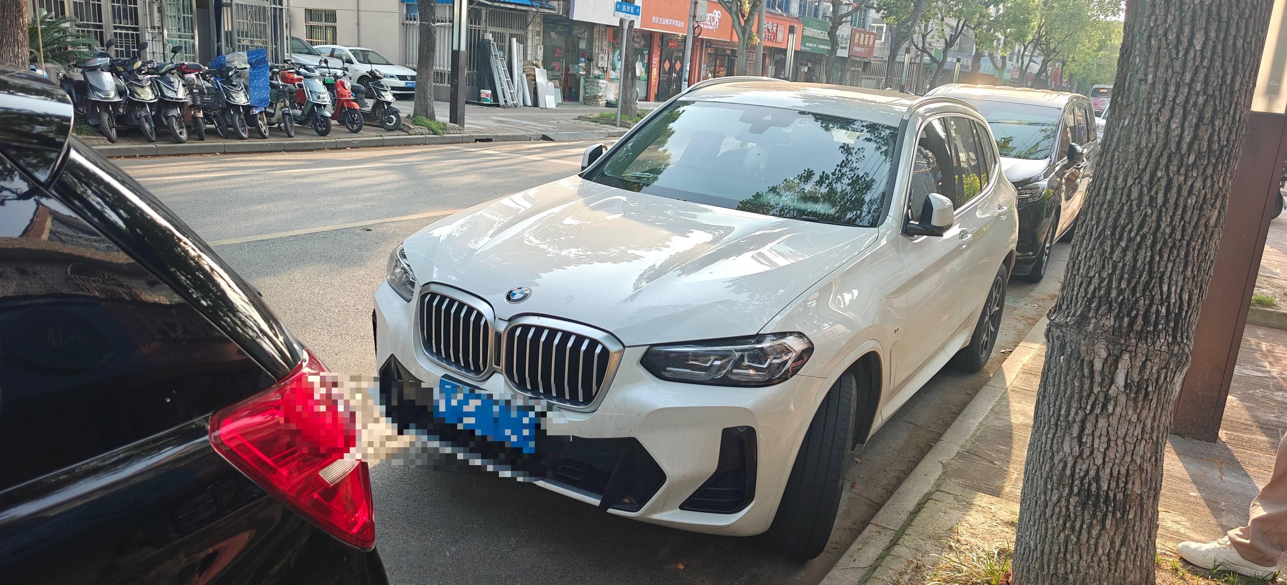 BMW X3 2024 car image 