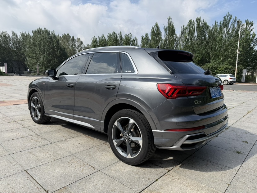Audi Q3 2022 #7 Audi Q3 2022 car image #7