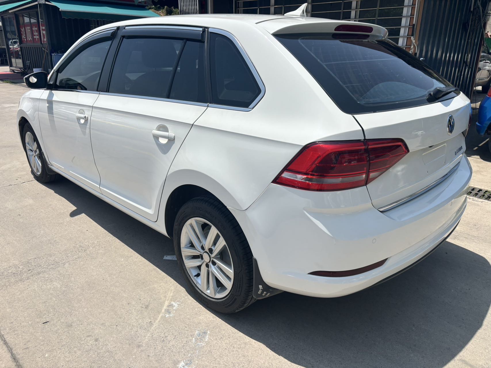 Volkswagen Santana 2016 car image #7