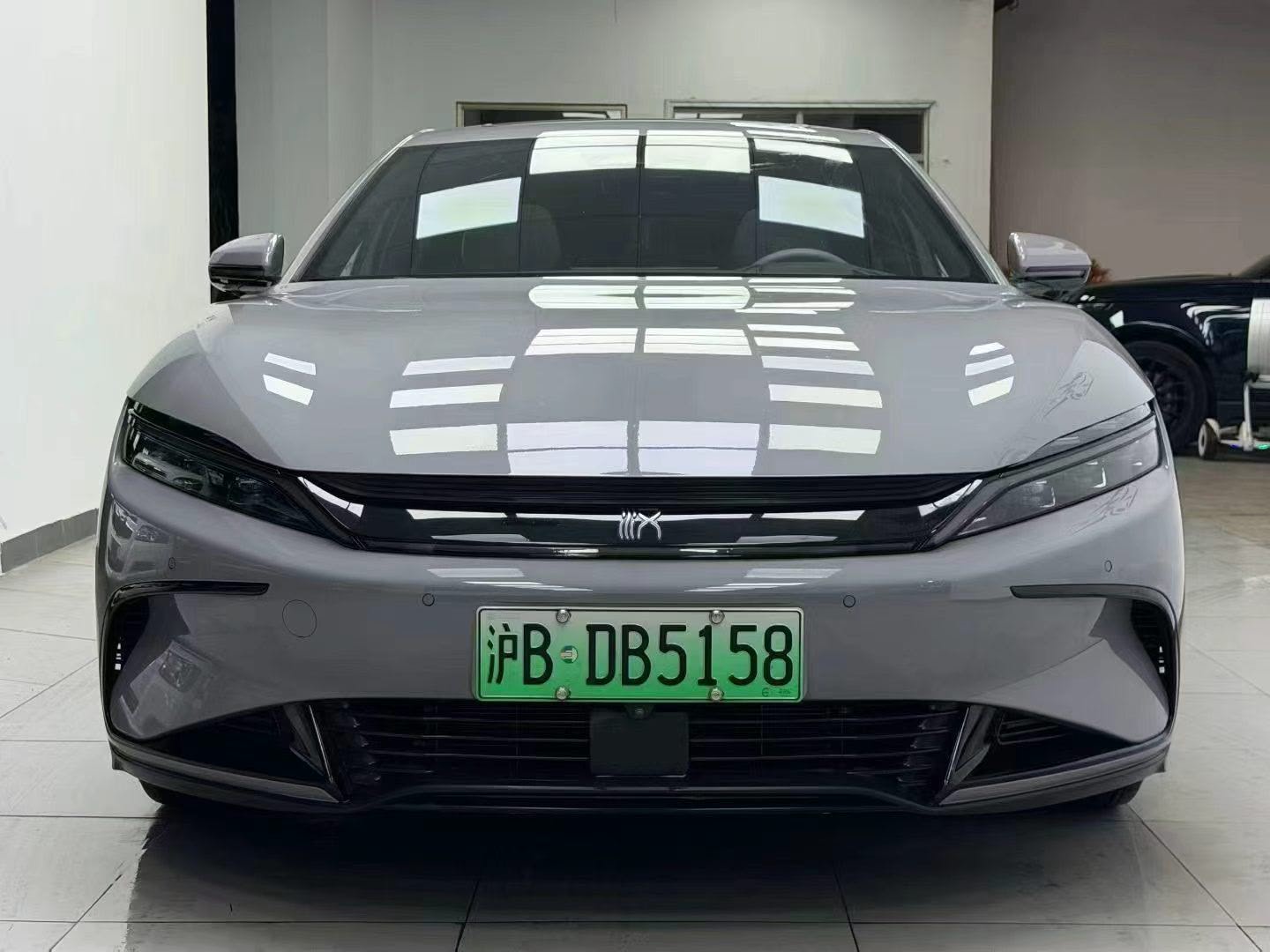 BYD Han 2025 car image #2