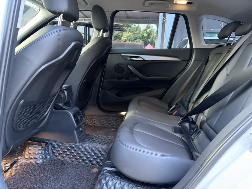 BMW X1 2017 #8 BMW X1 2017 car image #8