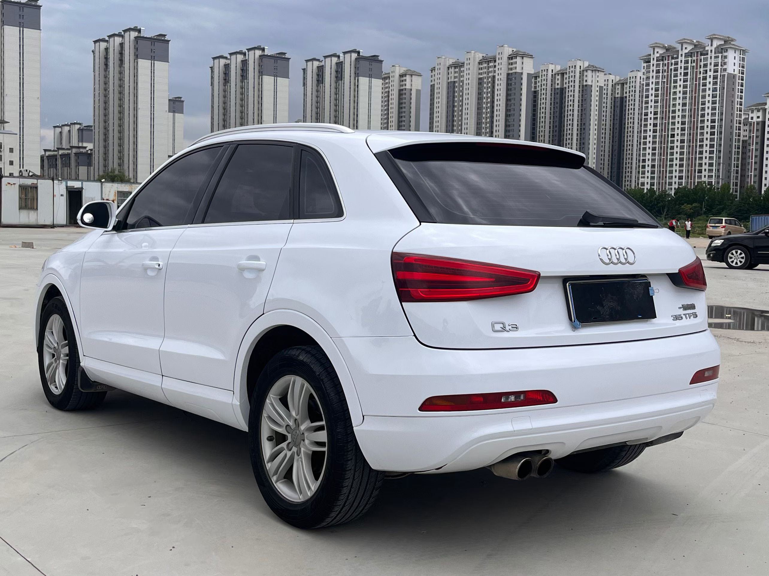 Audi Q3 2014 #5 Audi Q3 2014 car image #5