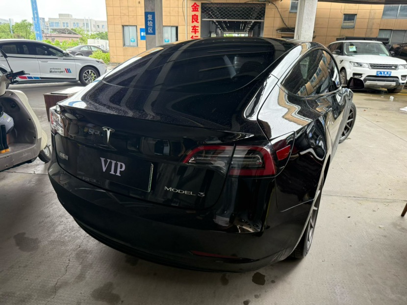 Tesla Model 3 2021 car image #3