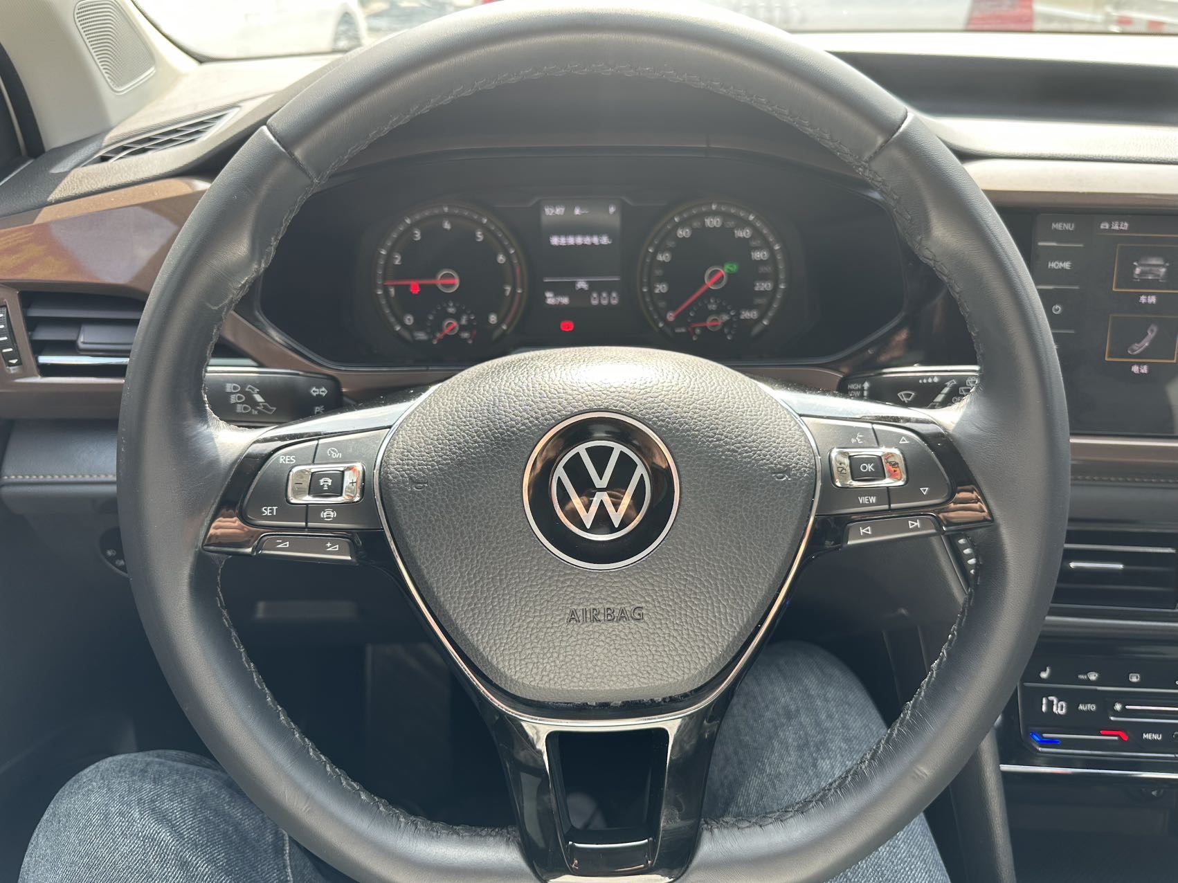 Volkswagen Tharu 2022 car image #7
