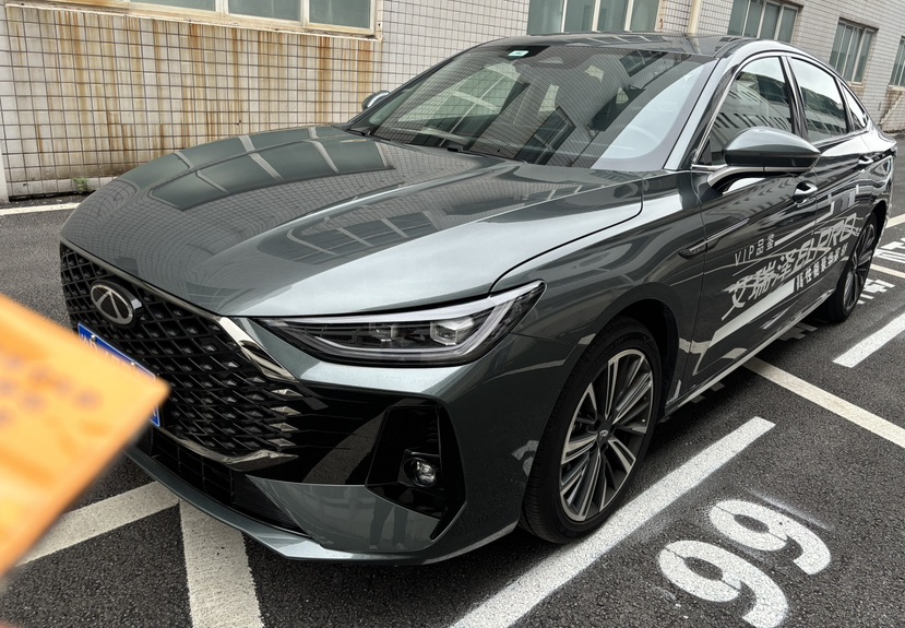 Chery Arrizo 8 Pro 2025 #2 Chery Arrizo 8 Pro 2025 صورة سيارة #2