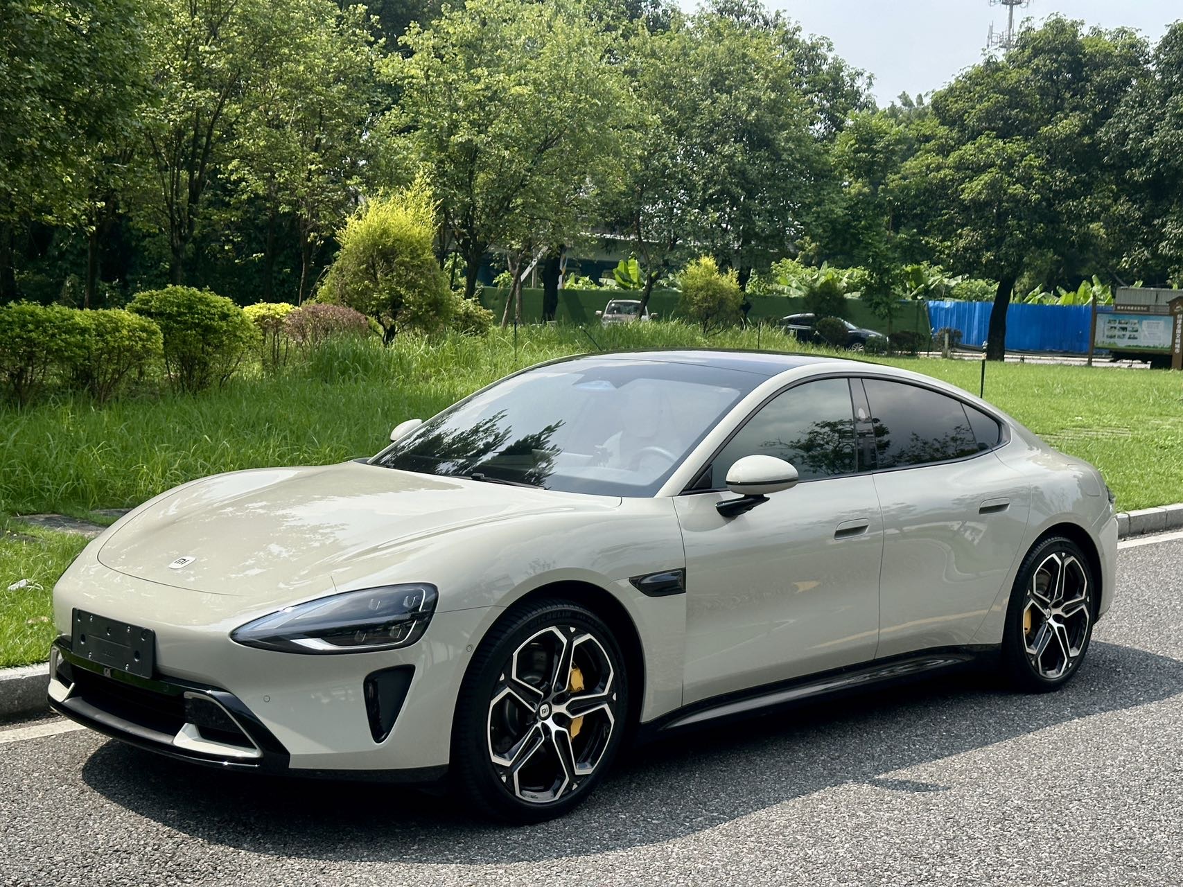 小米汽车 小米SU7 2025 汽车图片 