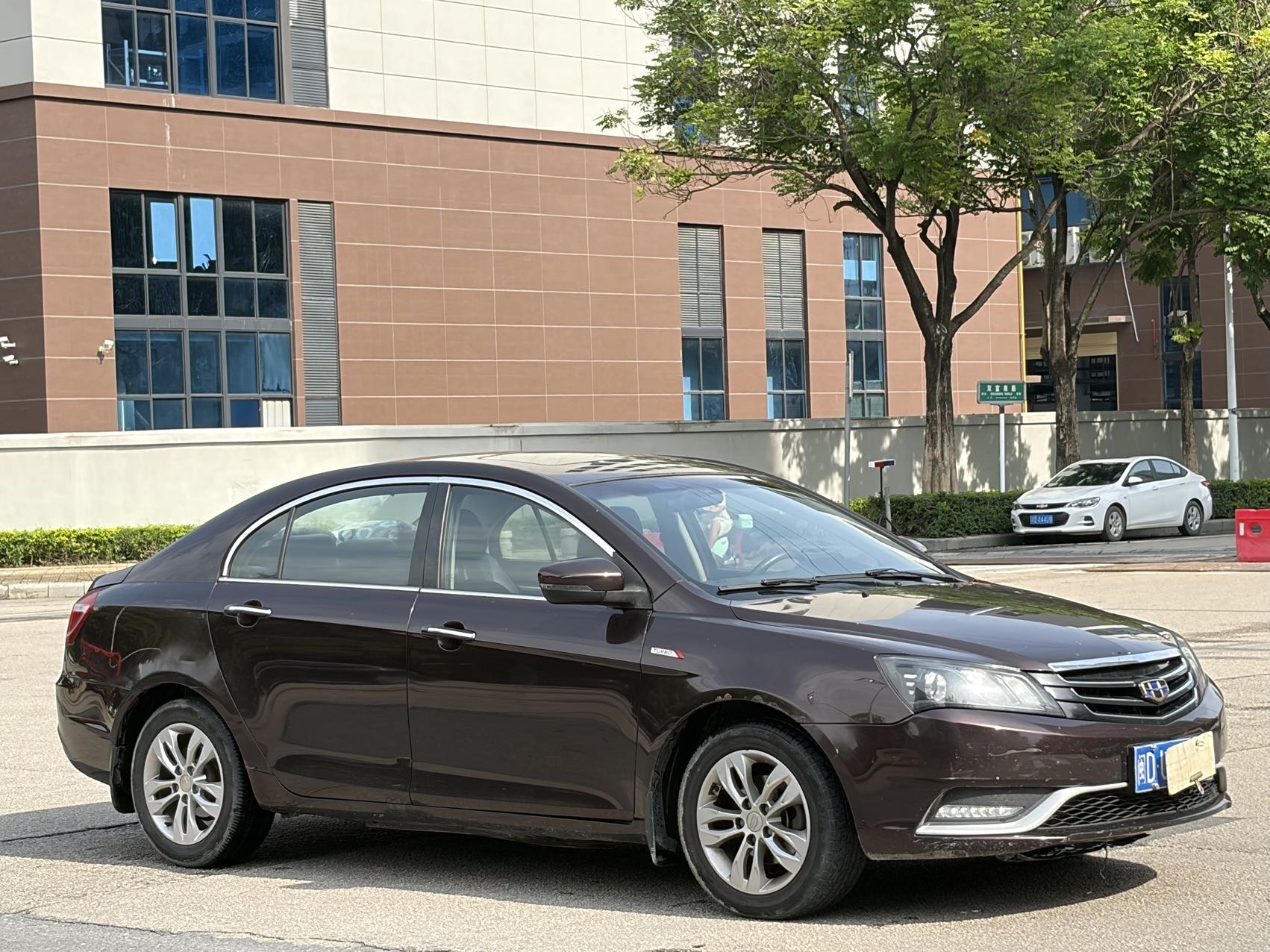 GEELY Emgrand 2016 #3 GEELY Emgrand 2016 car image #3