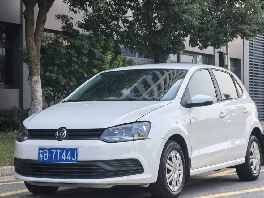 Volkswagen Polo 2017 Volkswagen Polo 2017 car image