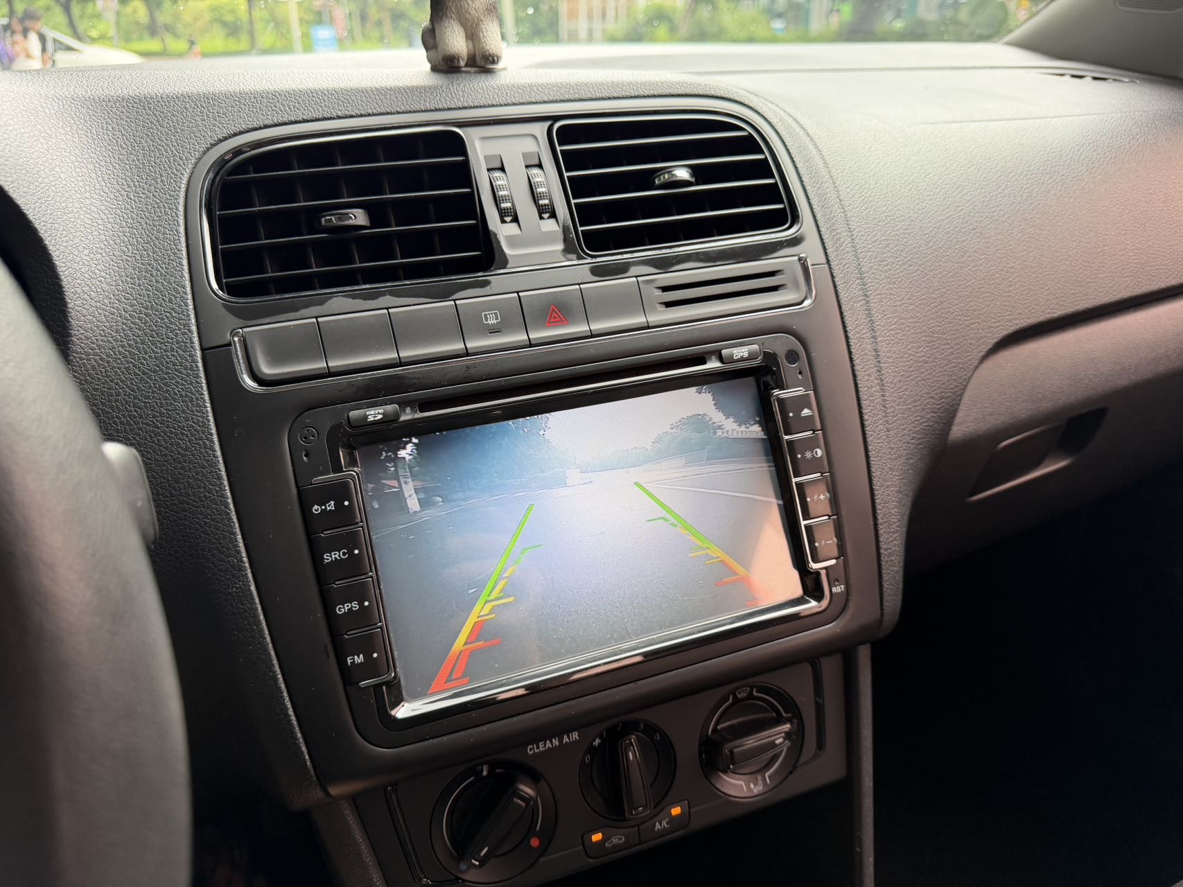 Volkswagen Polo 2017 car image #11