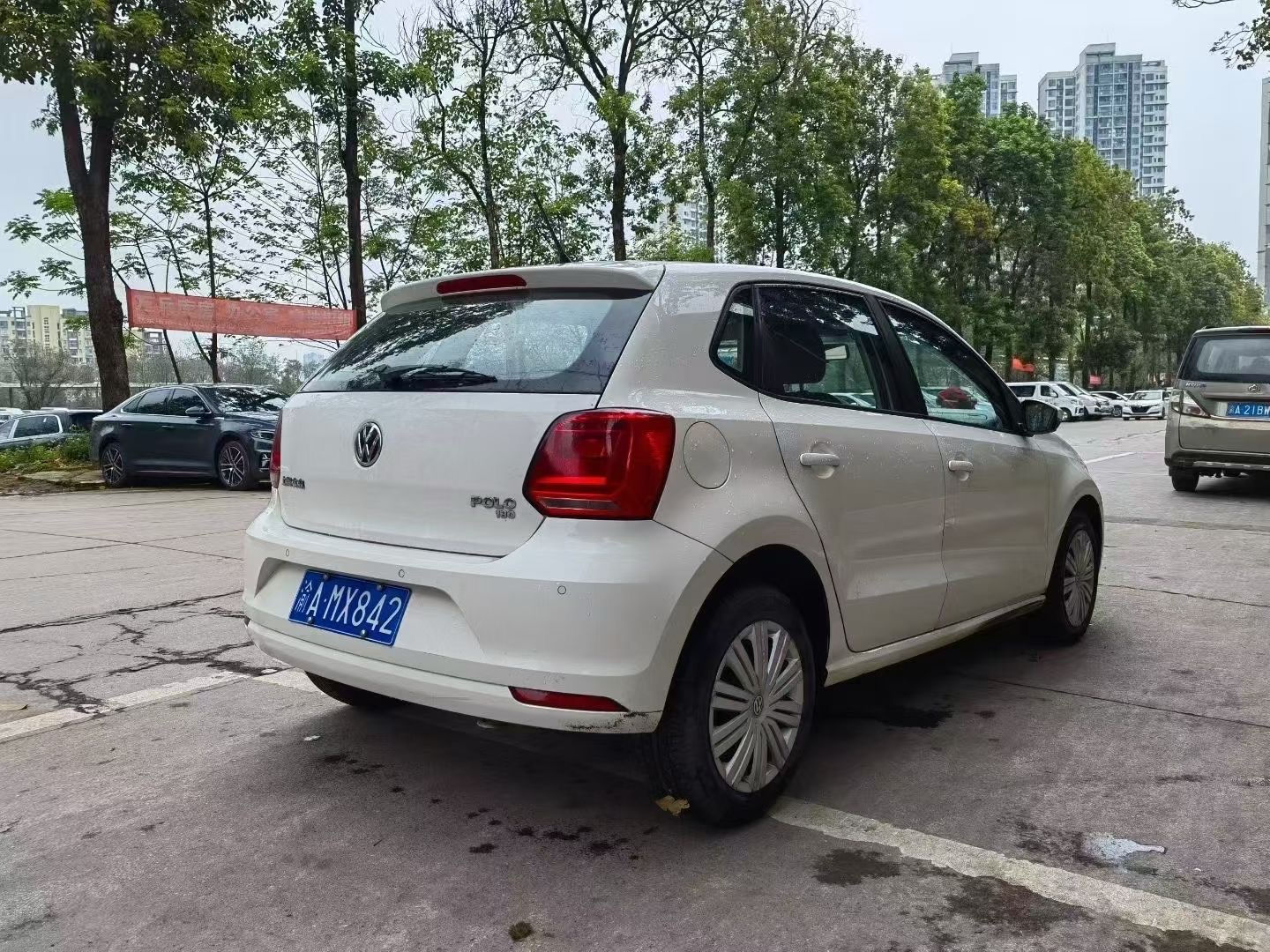 Volkswagen Polo 2016 car image #4