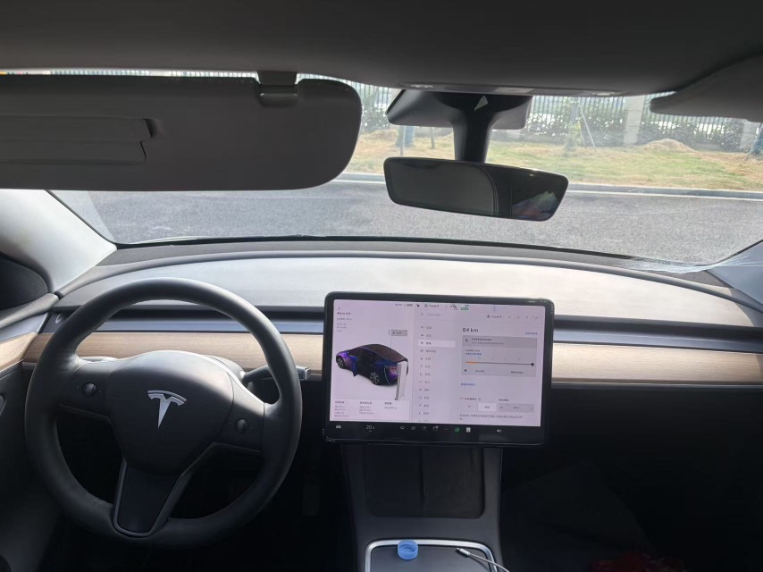 Tesla Model Y 2021 #7 Tesla Model Y 2021 car image #7